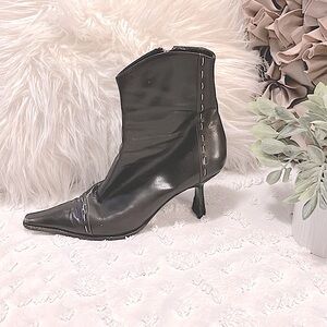 Sebastian Milano Vintage Pointy Brown Neutral Leather Kitten Heel Ankle Boots